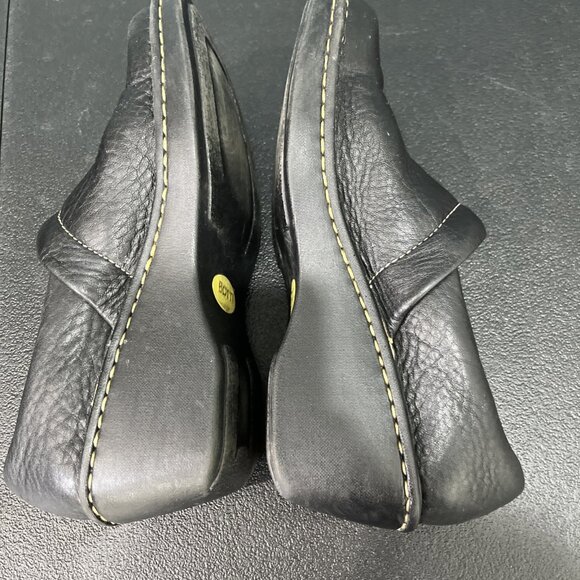 BORN Black Leather Wedge Mule Clogs Women's Slip On Comfort Shoes Sz 8 Nursing - Picture 7 of 10